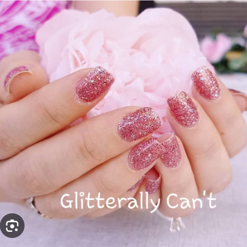 *Retired* Color Street: Glitterally Can’t (Petite) | Pink Barbie Glitter Sparkle - Picture 6 of 11